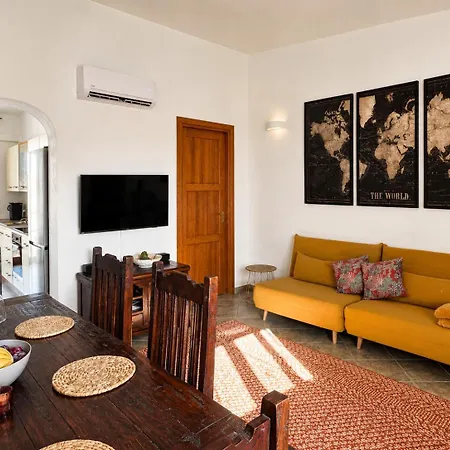 Casa Caterina - Spacious Sea-view Valledoria (Sardinia)